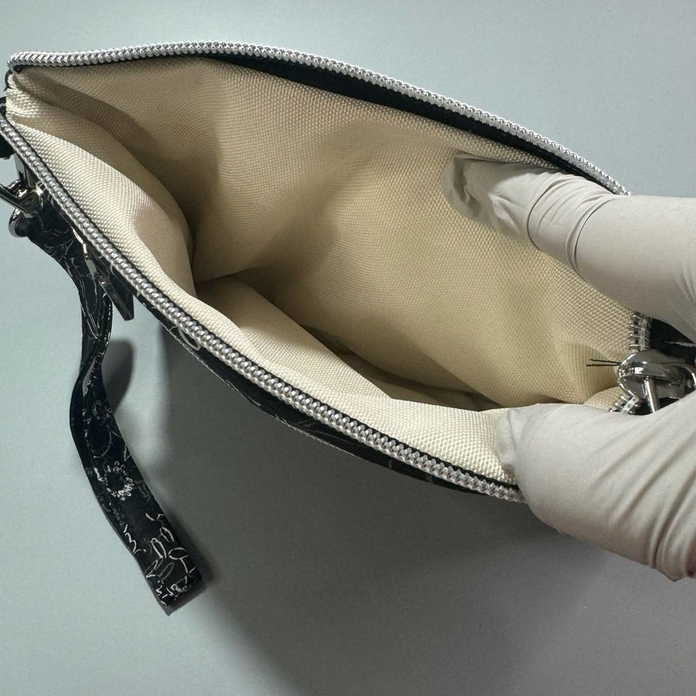 Floral White on Black Wristlet Purse Handmade - Picture 7 of 9